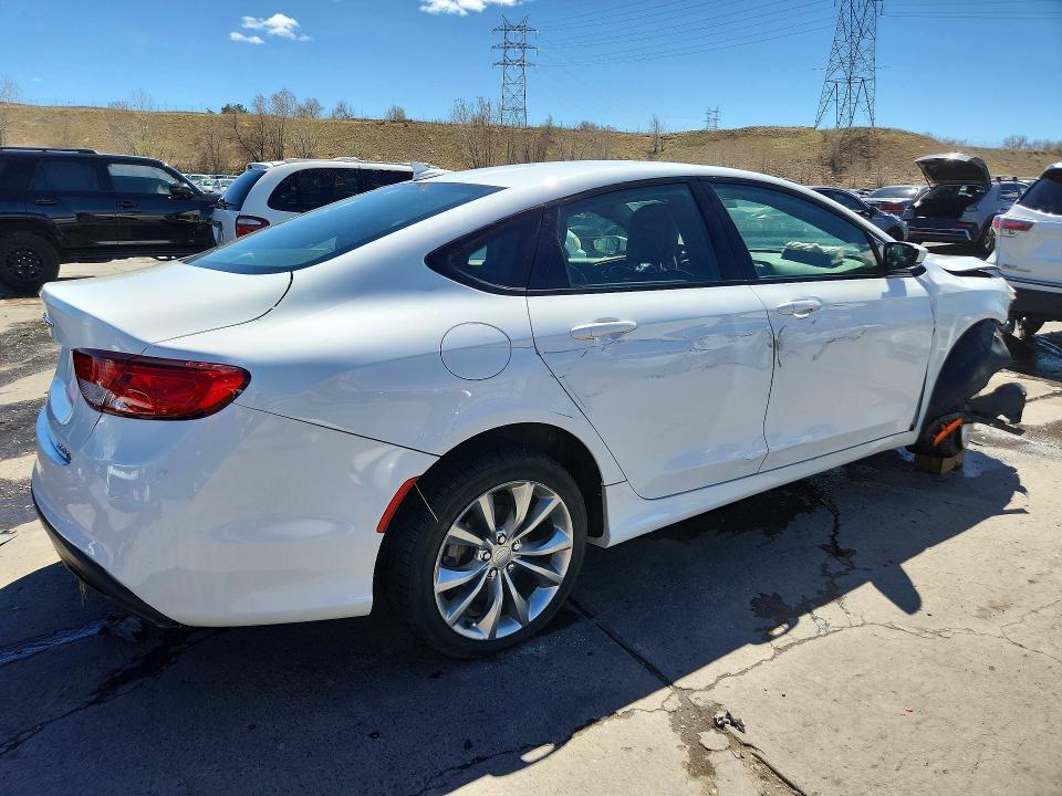 Продажа на аукционе авто 2015 Chrysler 200, vin: 1C3CCCBG8FN615041, номер лота: 48332716