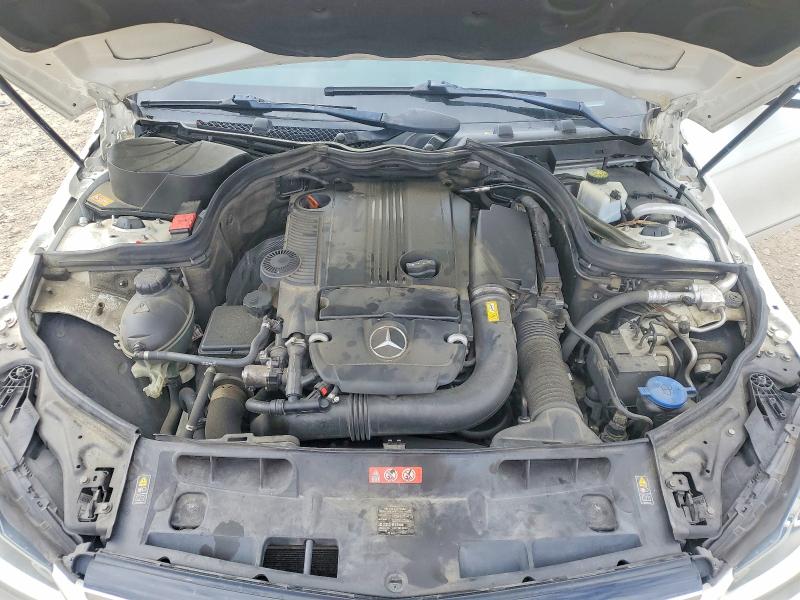 Продаж на аукціоні авто 2014 Mercedes-benz C, vin: WDDGF4HB9EA939889, номер лоту: 51946296