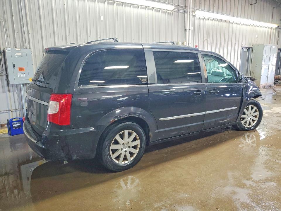 48455596 :رقم المزاد ، 2C4RC1BG0FR695254 vin ، 2015 Chrysler Town & Country مزاد بيع