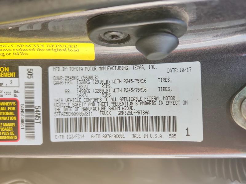 Aukcja sprzedaży 2017 Toyota Tacoma, vin: 5TFAZ5CNXHX053211, numer aukcji: 50224666