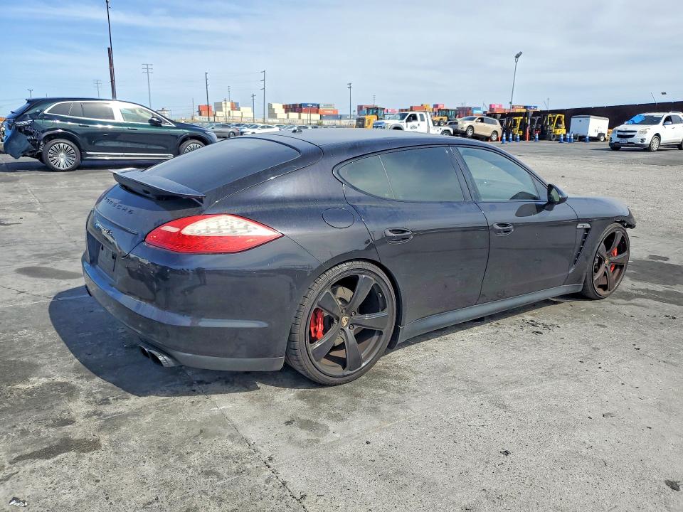 49817326 :رقم المزاد ، WP0AF2A73DL075824 vin ، 2013 Porsche Panamera مزاد بيع