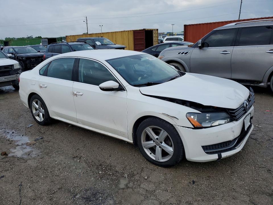 2012 Volkswagen Passat მანქანა იყიდება აუქციონზე, vin: 1VWBP7A3XCC010783, აუქციონის ნომერი: 51535136