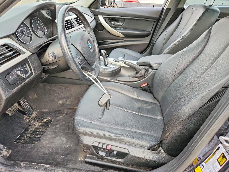51693926 :رقم المزاد ، WBA3C3G54ENS70461 vin ، 2014 Bmw 320 مزاد بيع
