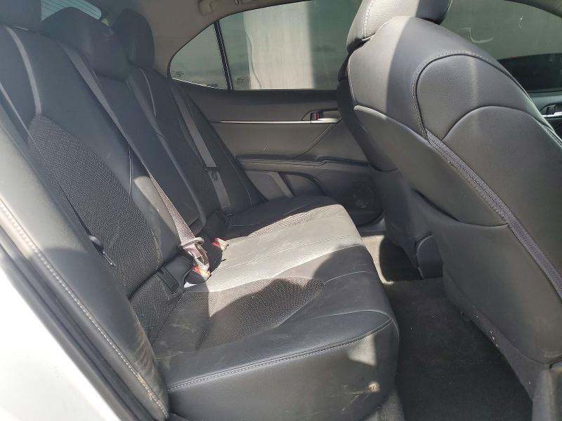 Продаж на аукціоні авто 2018 Toyota Camry, vin: 4T1BZ1HK2JU001859, номер лоту: 50532196