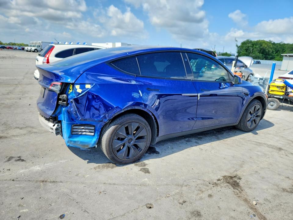 Продажа на аукционе авто 2024 Tesla Model Y, vin: 7SAYGDED2RF155667, номер лота: 51332546