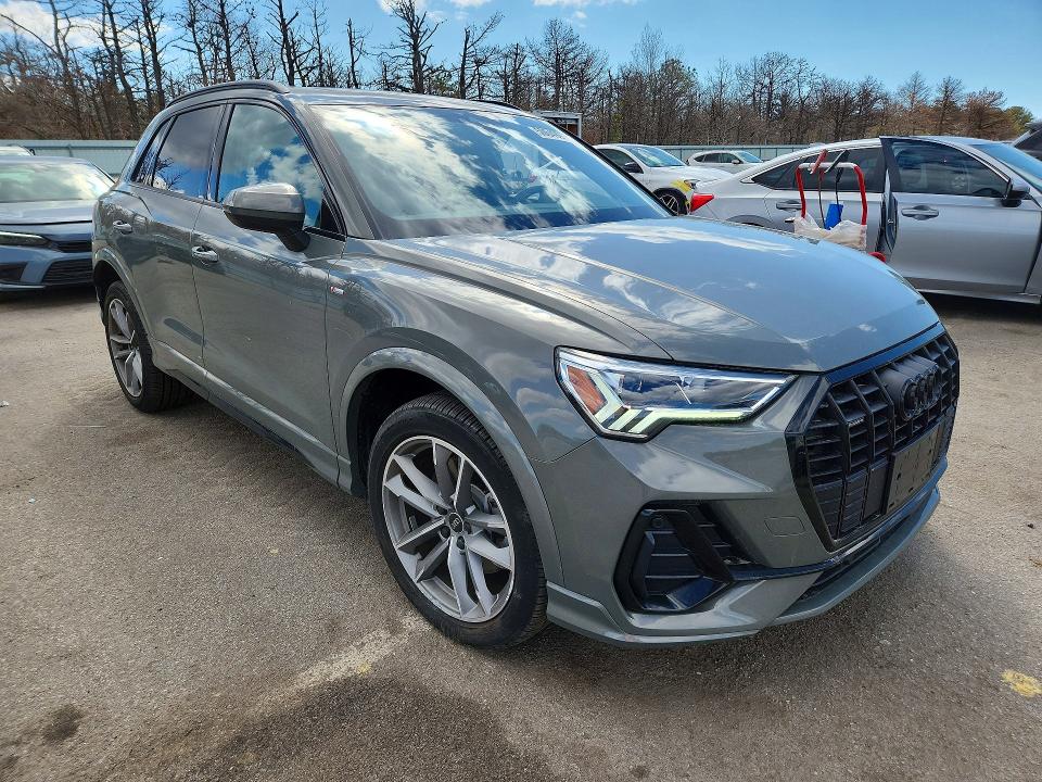 Продажа на аукционе авто 2024 Audi Q3, vin: WA1DECF33R1125002, номер лота: 50649976