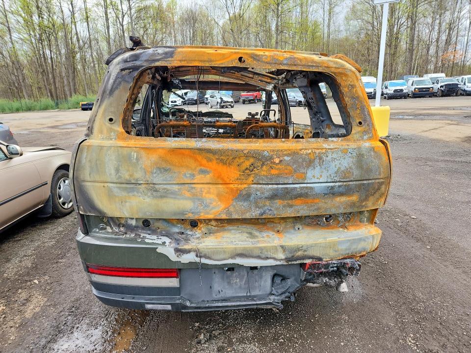 2025 Hyundai Santa Fe მანქანა იყიდება აუქციონზე, vin: 5NMP3DG12SH035069, აუქციონის ნომერი: 50630476