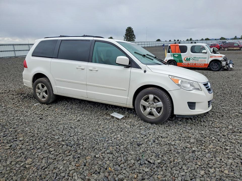 2009 Volkswagen Routan მანქანა იყიდება აუქციონზე, vin: 2V8HW54X89R608250, აუქციონის ნომერი: 49904366
