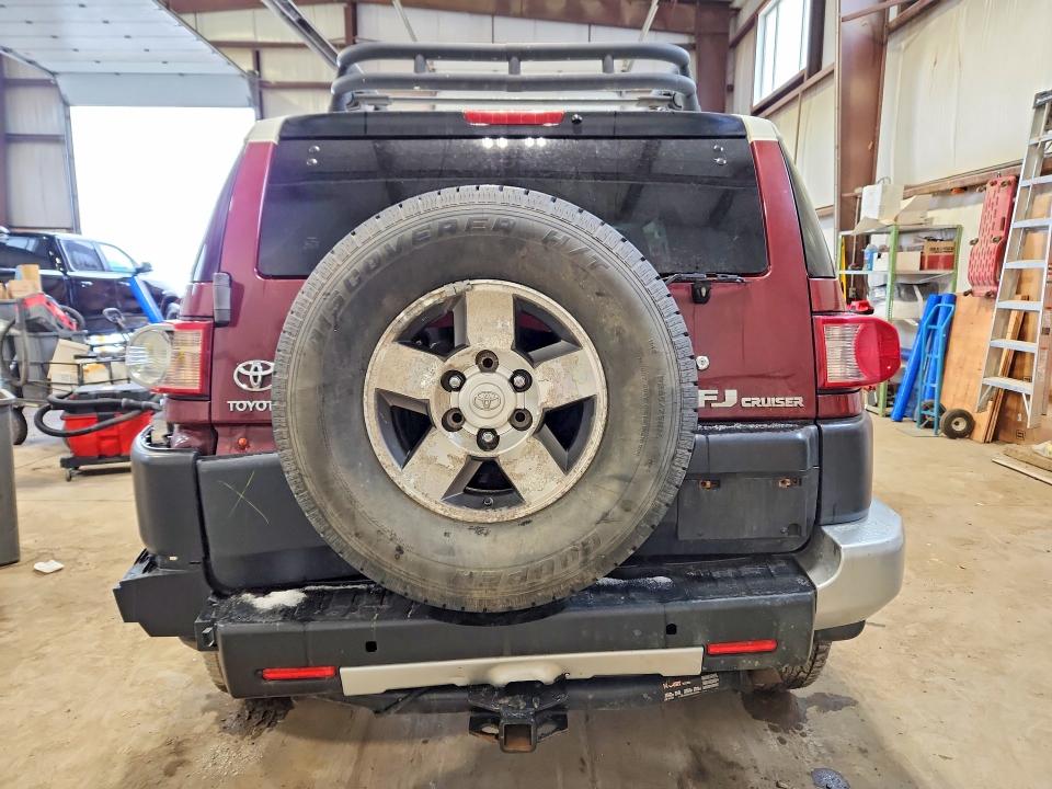 2008 Toyota Fj Cruiser მანქანა იყიდება აუქციონზე, vin: JTEBU11F88K008557, აუქციონის ნომერი: 48088406