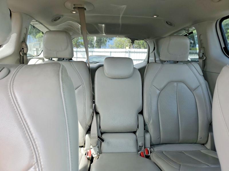 49706696 :رقم المزاد ، 2C4RC1BG0JR247699 vin ، 2018 Chrysler Pacifica مزاد بيع