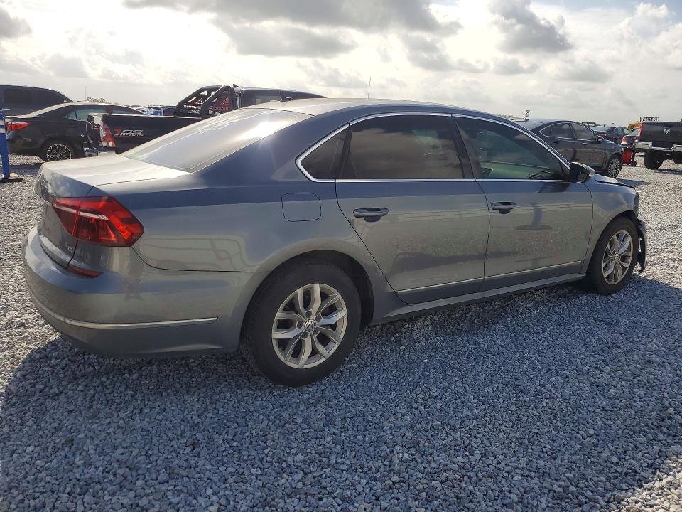 Продажа на аукционе авто 2017 Volkswagen Passat, vin: 1VWAT7A33HC016259, номер лота: 49821516
