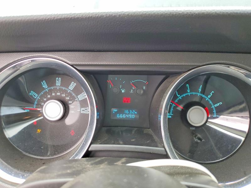 50802916 :رقم المزاد ، 1ZVBP8AN5A5100805 vin ، 2010 Ford Mustang مزاد بيع