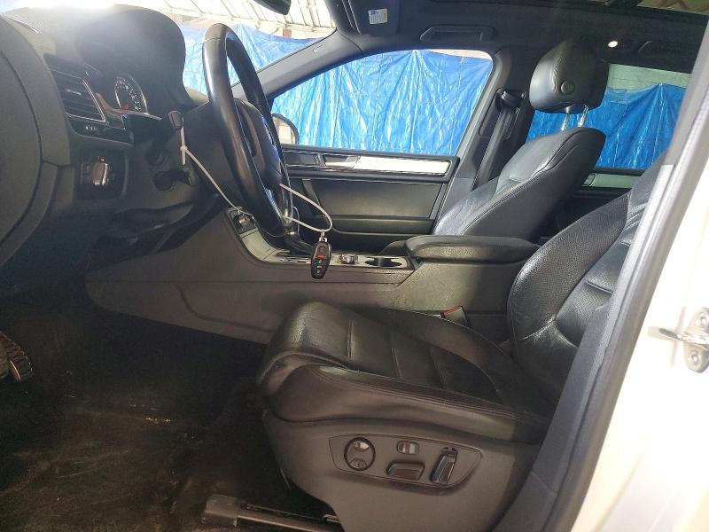 Aukcja sprzedaży 2017 Volkswagen Touareg, vin: WVGRF7BP1HD000355, numer aukcji: 50640276