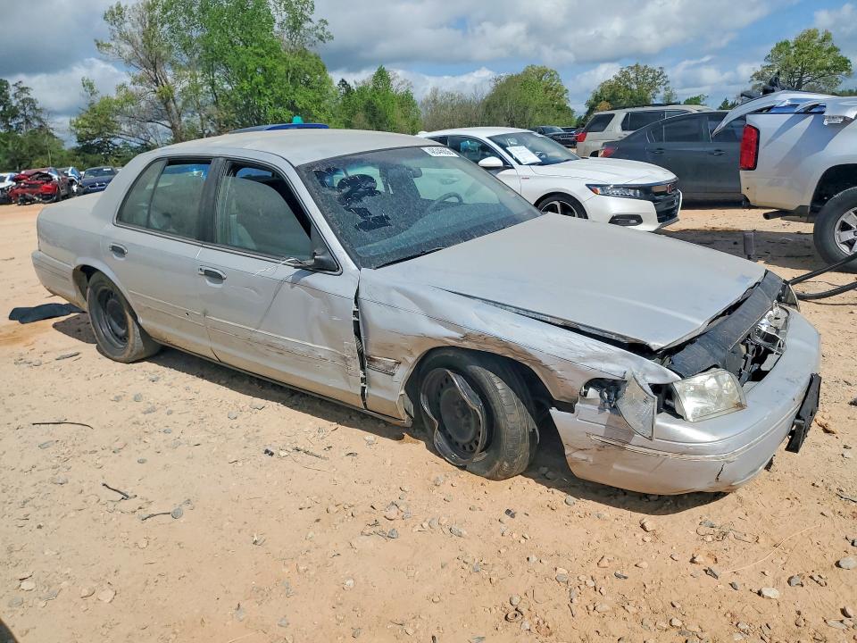 Aukcja sprzedaży 2000 Ford Crown Victoria, vin: 2FAFP71W1YX101634, numer aukcji: 48346656
