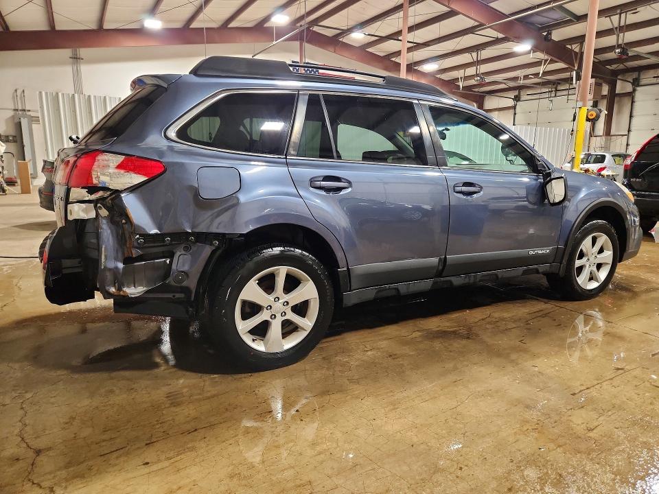 2013 Subaru Outback მანქანა იყიდება აუქციონზე, vin: 4S4BRBCC3D3241373, აუქციონის ნომერი: 50631166