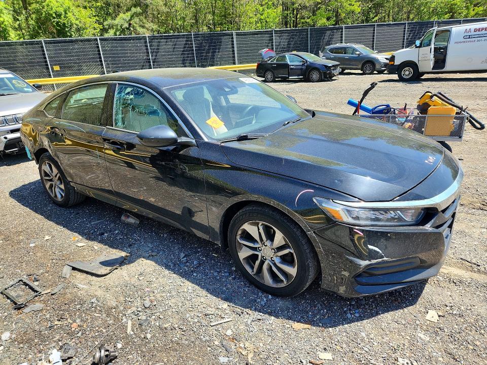 49623766 :رقم المزاد ، 1HGCV1F12JA057222 vin ، 2018 Honda Accord مزاد بيع