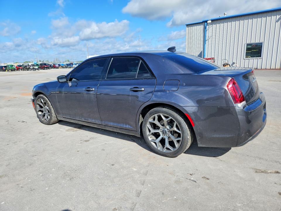 48456236 :رقم المزاد ، 2C3CCAAG6JH320592 vin ، 2018 Chrysler 300 مزاد بيع
