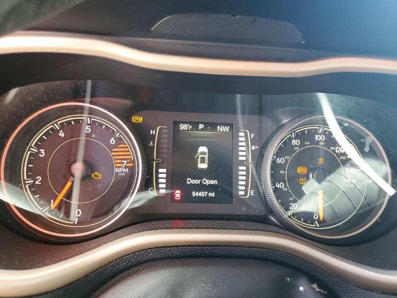 Продаж на аукціоні авто 2018 Jeep Cherokee, vin: 1C4PJLCB2JD540051, номер лоту: 52965926