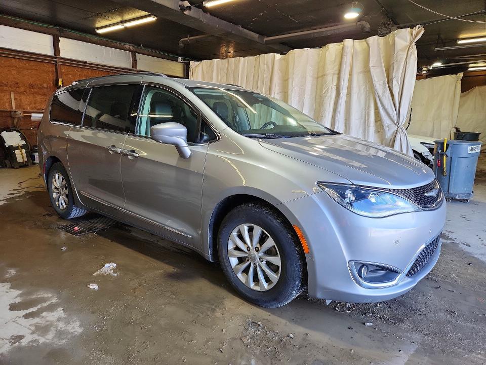 2018 Chrysler Pacifica მანქანა იყიდება აუქციონზე, vin: 2C4RC1BG2JR269932, აუქციონის ნომერი: 50722986