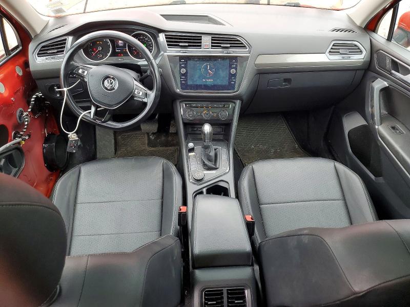 49181586 :رقم المزاد ، 3VV2B7AX2JM114962 vin ، 2018 Volkswagen Tiguan مزاد بيع