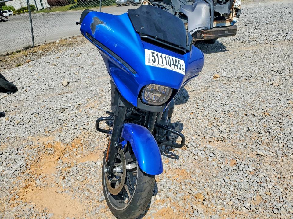 51110446 :رقم المزاد ، 1HD1KB715RB649012 vin ، 2024 Harley Davidson Flhx مزاد بيع