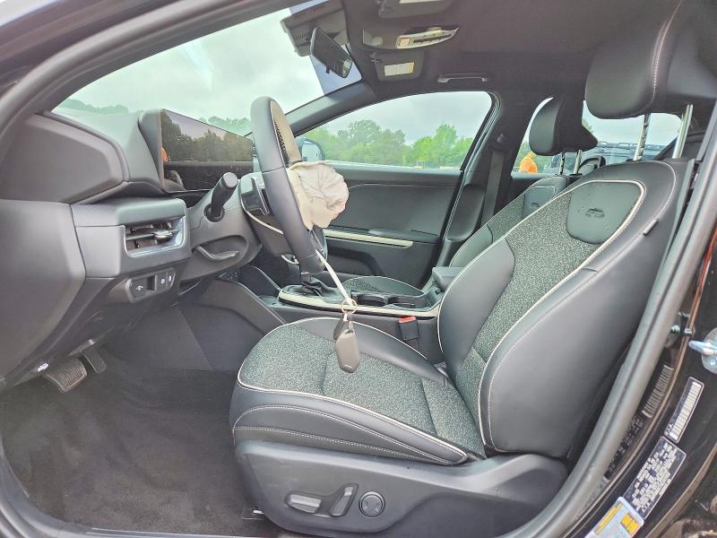Продажа на аукционе авто 2025 Kia K4, vin: 3KPFW4DE7SE247452, номер лота: 49989096