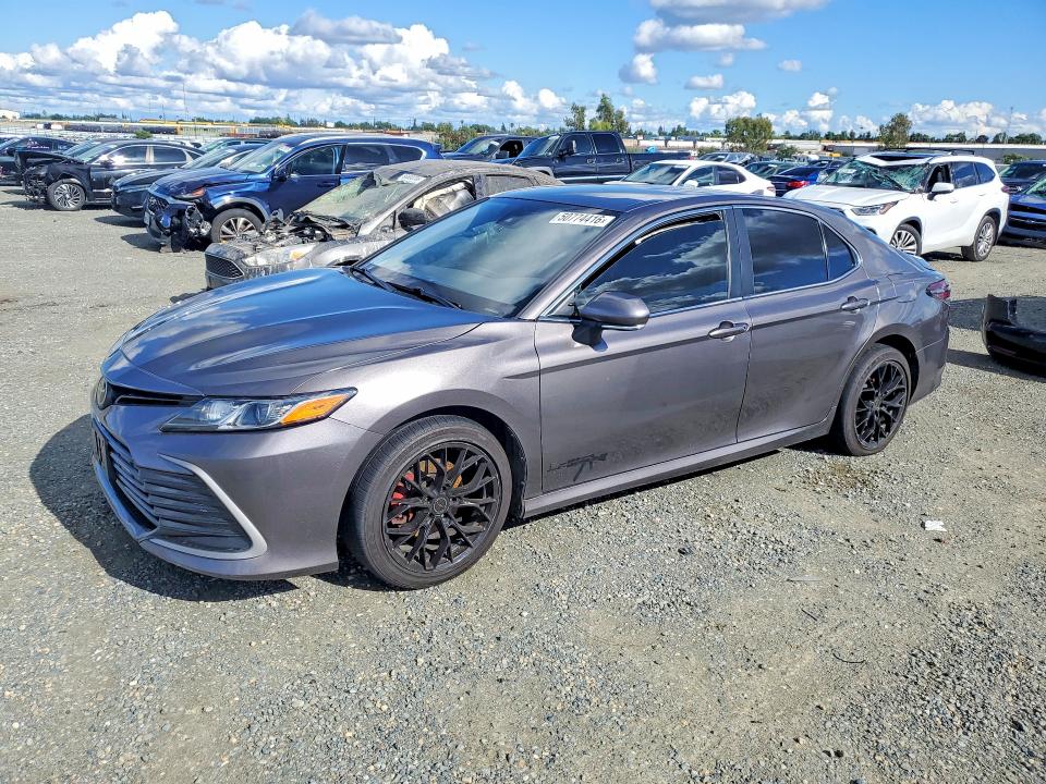 2023 Toyota Camry მანქანა იყიდება აუქციონზე, vin: 4T1C11AK8PU727093, აუქციონის ნომერი: 50774416