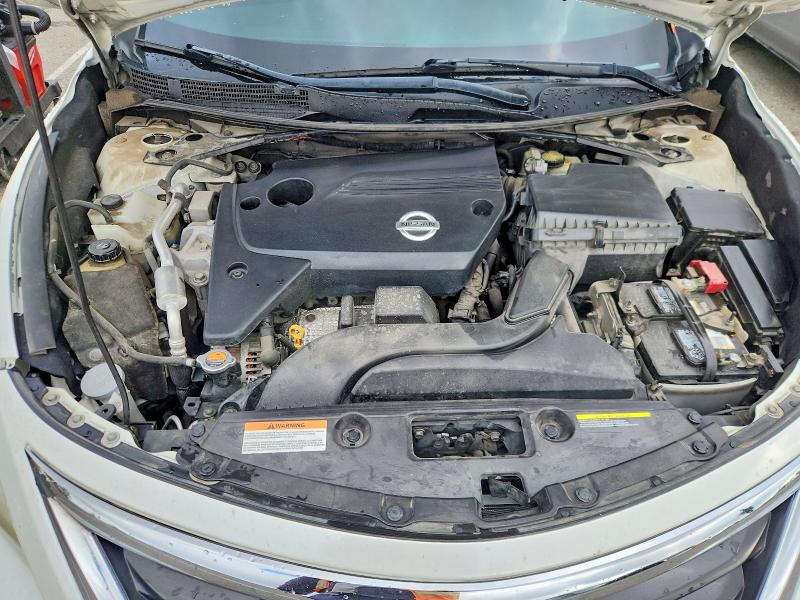 2014 Nissan Altima მანქანა იყიდება აუქციონზე, vin: 1N4AL3AP3EC267153, აუქციონის ნომერი: 48331916