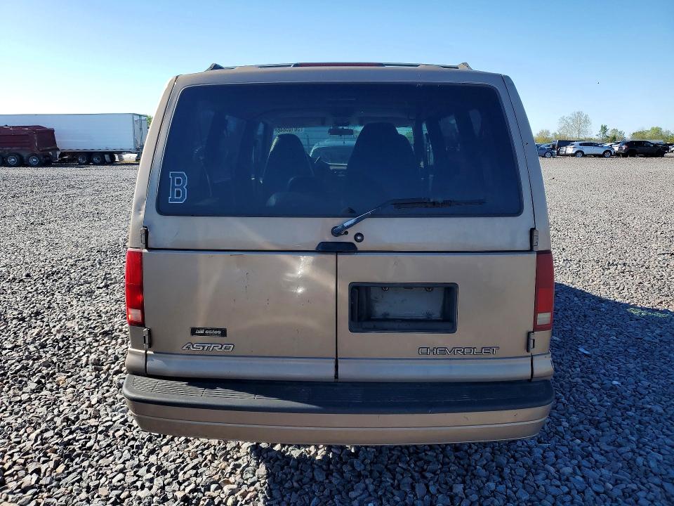 50105846 :رقم المزاد ، 1GNEL19X42B150808 vin ، 2002 Chevrolet Astro مزاد بيع