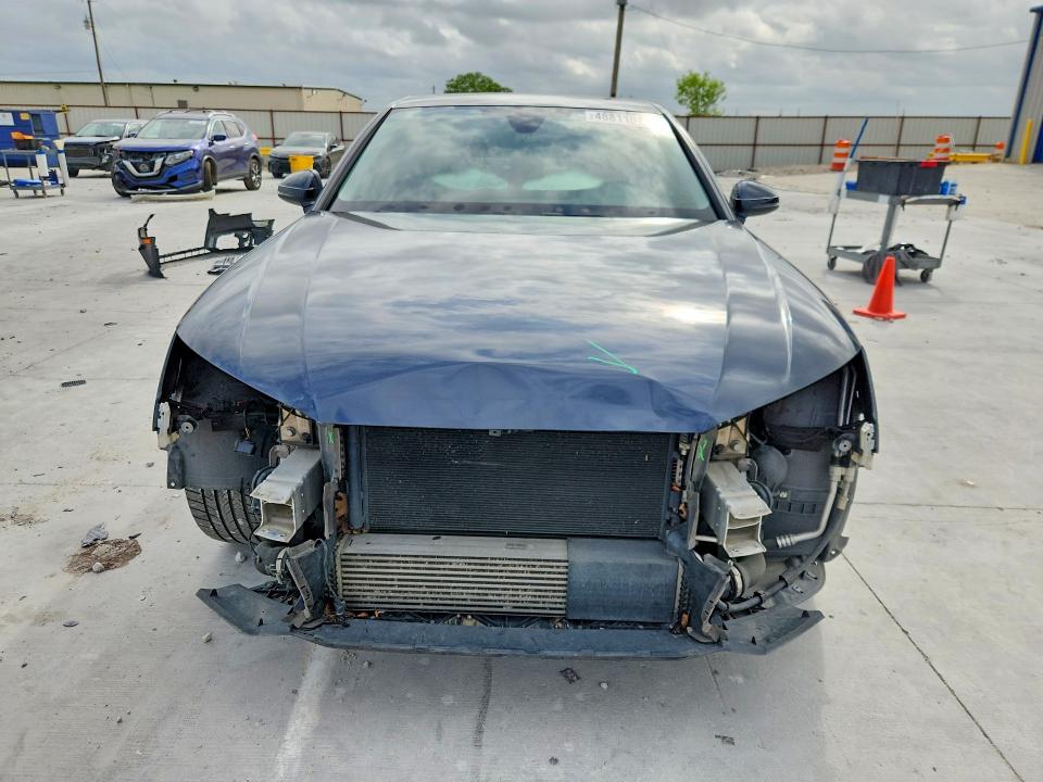 2018 Audi A4 მანქანა იყიდება აუქციონზე, vin: WAUDNAF42JA055108, აუქციონის ნომერი: 48811816