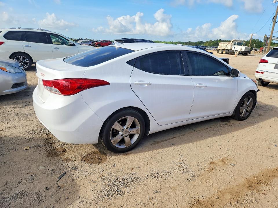 49937876 :رقم المزاد ، 5NPDH4AE6DH285601 vin ، 2013 Hyundai Elantra مزاد بيع
