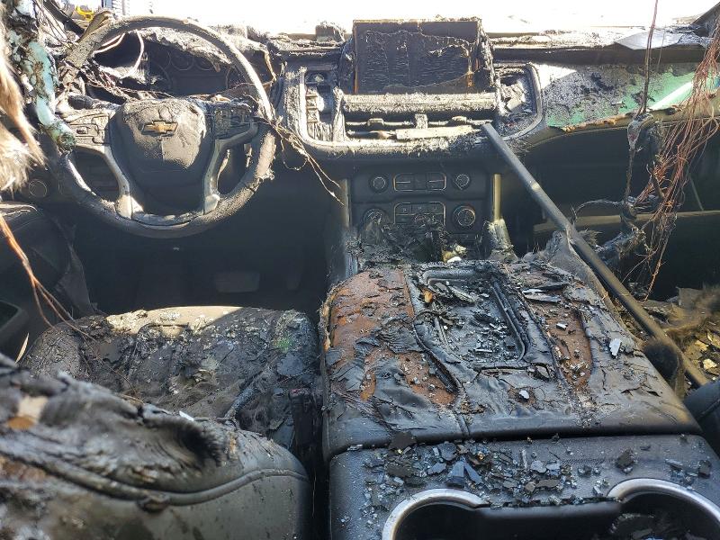 51551076 :رقم المزاد ، 1GNSCNKD6MR155352 vin ، 2021 Chevrolet Tahoe مزاد بيع
