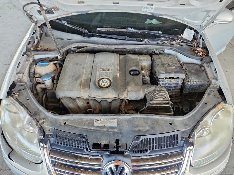 51678446 :رقم المزاد ، 3VWAZ7AJ2AM080052 vin ، 2010 Volkswagen Jetta مزاد بيع