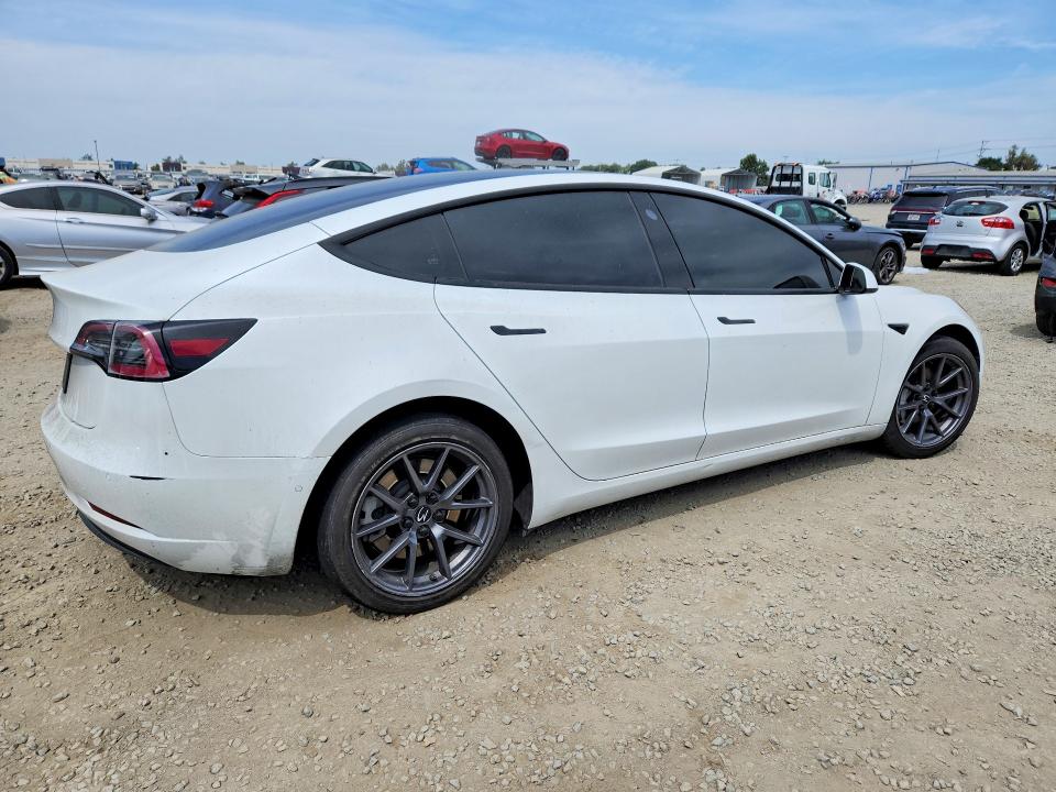 49331176 :رقم المزاد ، 5YJ3E1EA2MF027911 vin ، 2021 Tesla Model 3 مزاد بيع