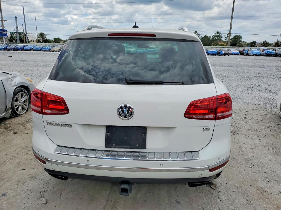 Aukcja sprzedaży 2017 Volkswagen Touareg, vin: WVGGF7BPXHD006758, numer aukcji: 50925536