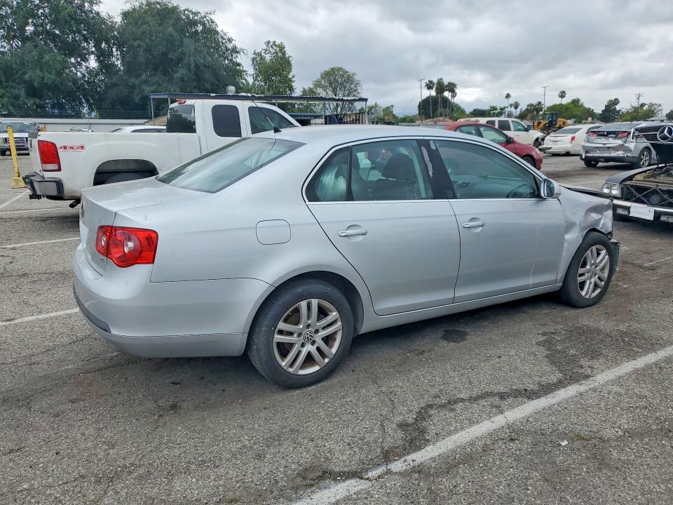 Продаж на аукціоні авто 2007 Volkswagen Jetta, vin: 3VWEG71K77M080783, номер лоту: 48660136