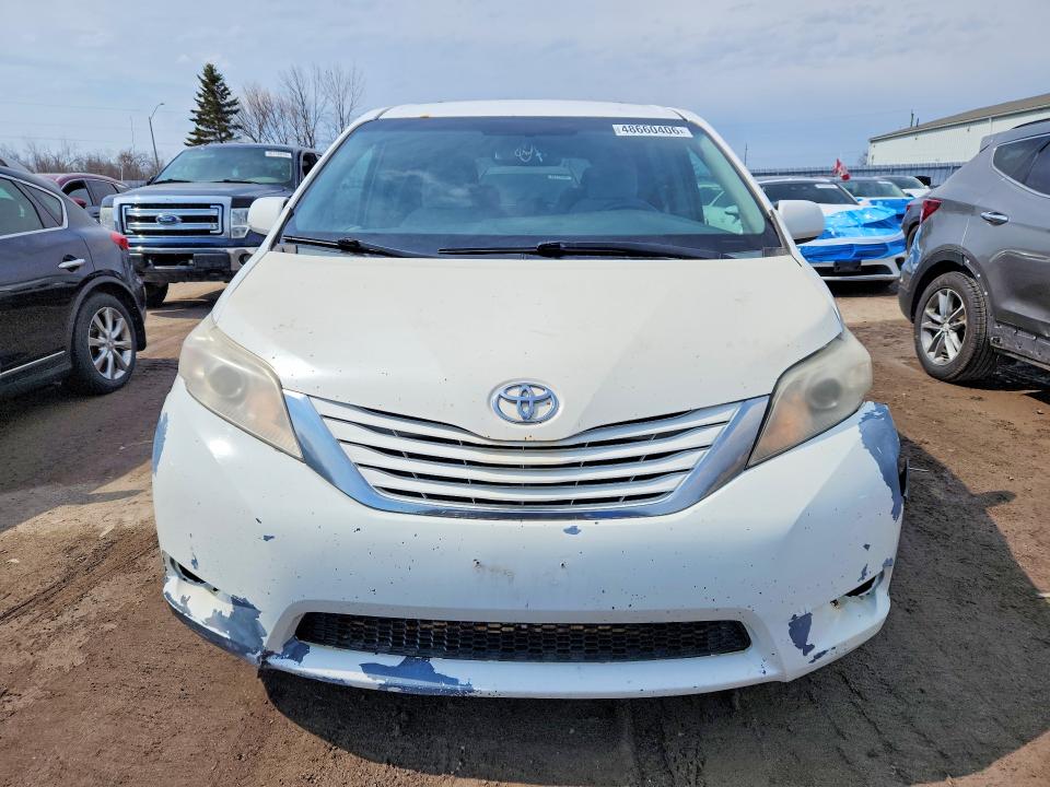 Продаж на аукціоні авто 2015 Toyota Sienna, vin: 5TDKK3DC7FS605101, номер лоту: 48660406