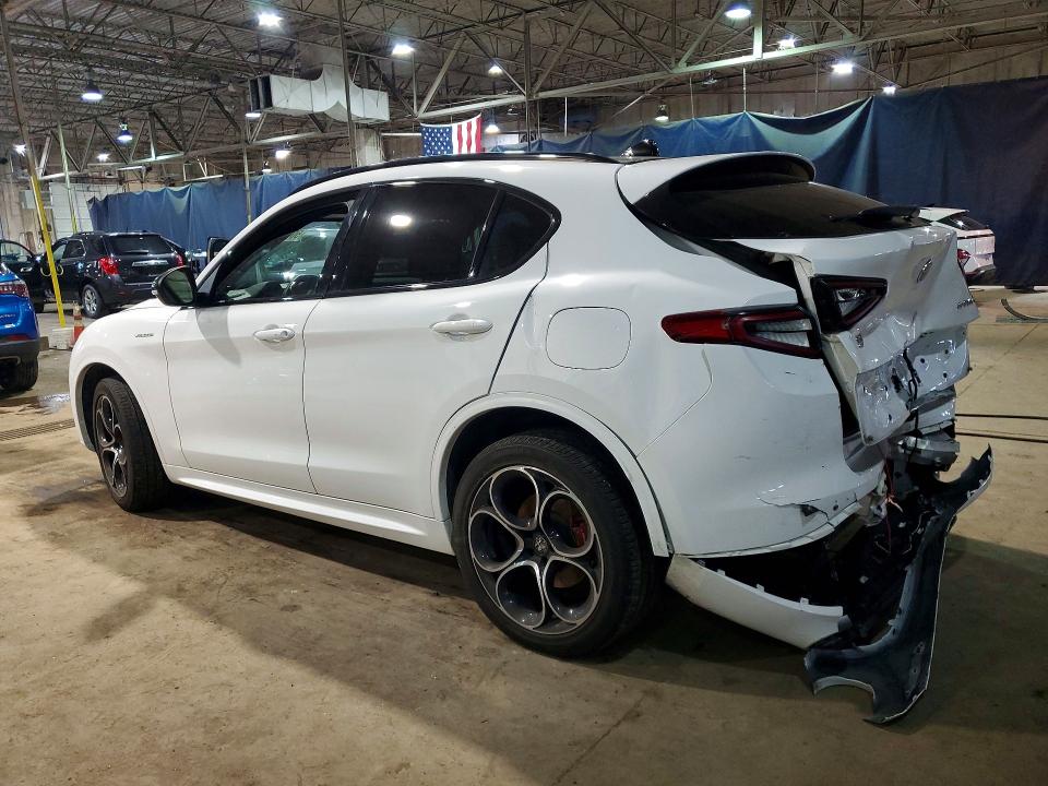 50157906 :رقم المزاد ، ZASPAKBN4P7D57013 vin ، 2023 Alfa Romeo Stelvio مزاد بيع