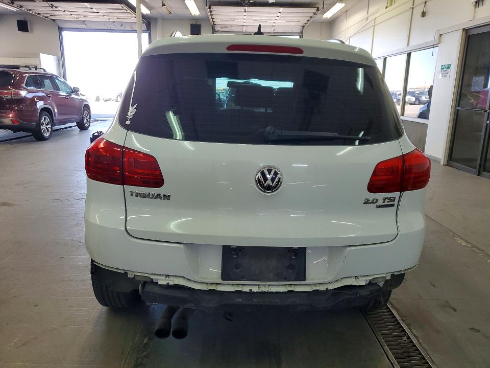 Aukcja sprzedaży 2015 Volkswagen Tiguan, vin: WVGBV7AX5FW566106, numer aukcji: 50786106