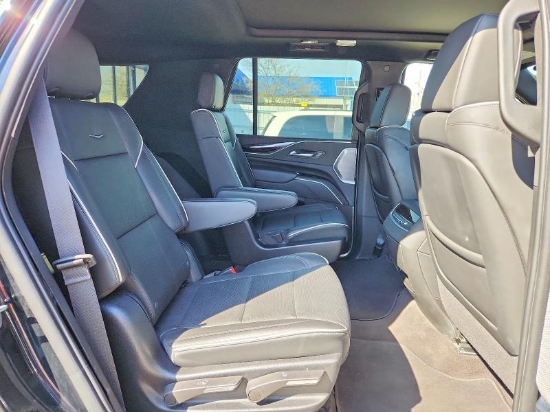 2023 Cadillac Escalade მანქანა იყიდება აუქციონზე, vin: 1GYS4FKLXPR131637, აუქციონის ნომერი: 48488216