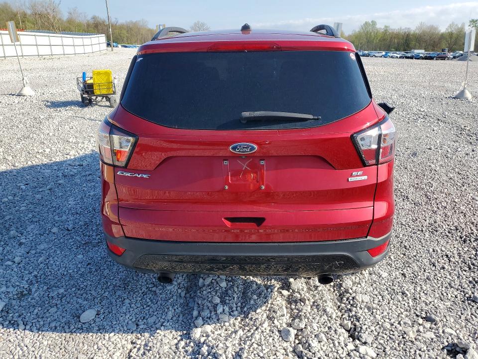 Продаж на аукціоні авто 2018 Ford Escape, vin: 1FMCU0GD3JUC32561, номер лоту: 50986466