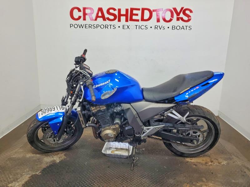 2005 Kawasaki Zr750 მანქანა იყიდება აუქციონზე, vin: JKAZRDK125A000734, აუქციონის ნომერი: 50989116