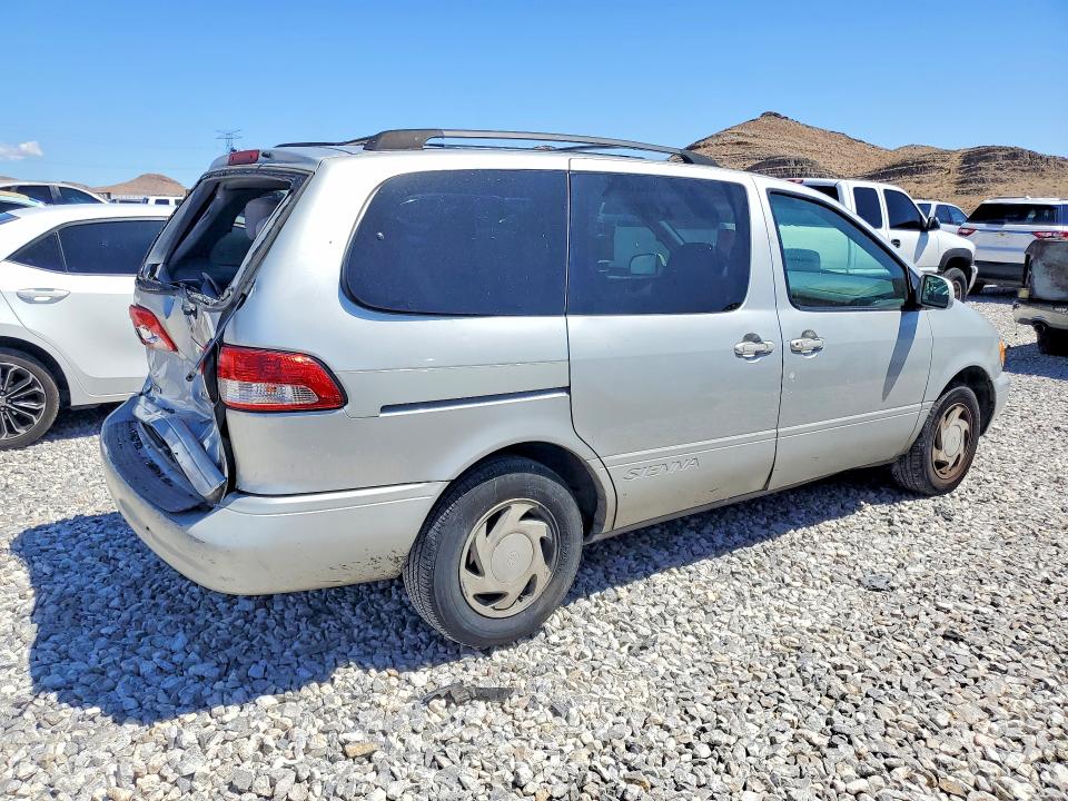 2002 Toyota Sienna მანქანა იყიდება აუქციონზე, vin: 4T3ZF13CX2U492777, აუქციონის ნომერი: 49620416