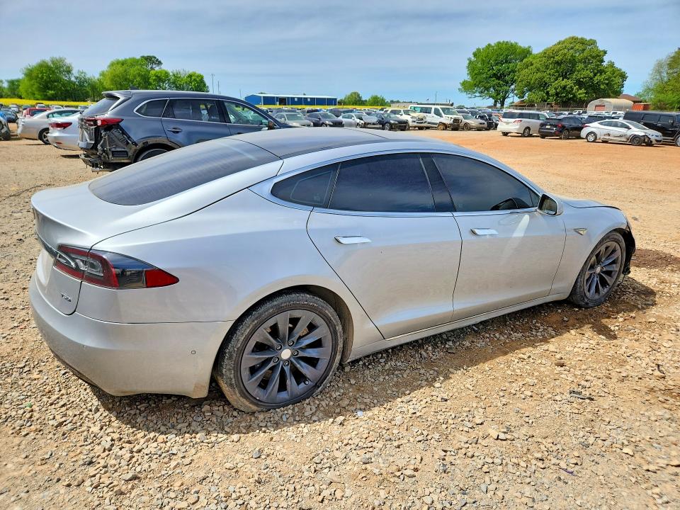 Продажа на аукционе авто 2016 Tesla Model S, vin: 5YJSA1E2XGF161943, номер лота: 48900556
