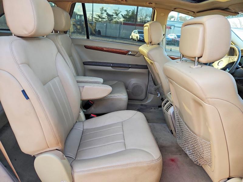 49073426 :رقم المزاد ، 4JGCB65E67A040811 vin ، 2007 Mercedes-benz R مزاد بيع