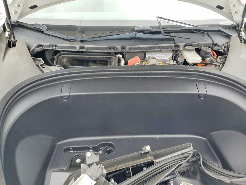 50512926 :رقم المزاد ، 5YJ3E1EA4JF012340 vin ، 2018 Tesla Model 3 مزاد بيع