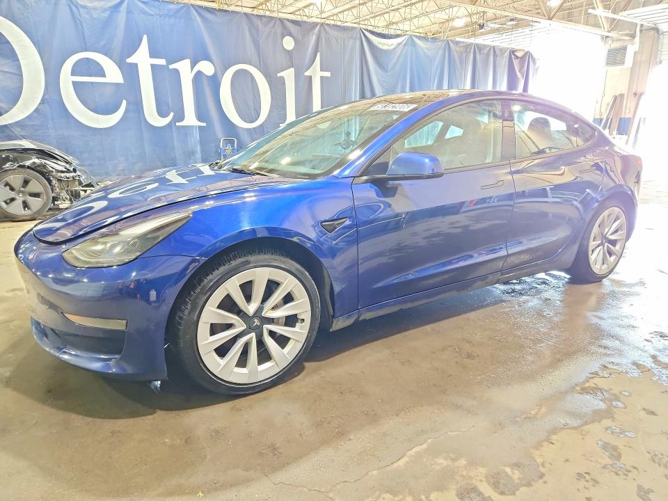 50182906 :رقم المزاد ، 5YJ3E1EAXNF186869 vin ، 2022 Tesla Model 3 مزاد بيع