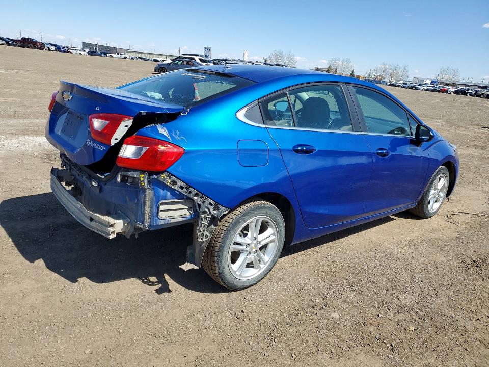 Продаж на аукціоні авто 2018 Chevrolet Cruze, vin: 1G1BE5SM7J7128163, номер лоту: 50792526