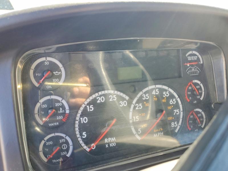 48625036 :رقم المزاد ، 1FVHG3CYXDDBX6853 vin ، 2013 Freightliner 114sd مزاد بيع