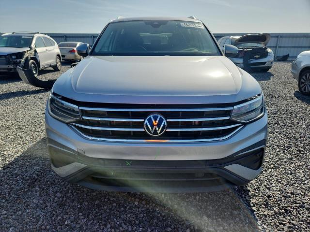 48259346 :رقم المزاد ، 3VV3B7AX5NM170243 vin ، 2022 Volkswagen Tiguan مزاد بيع